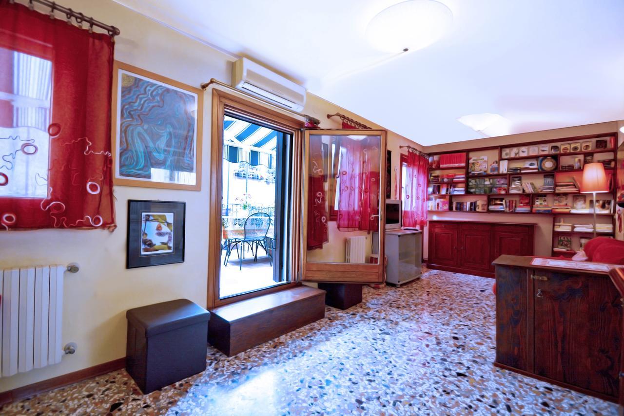 Ve.N.I.Ce Cera Casa Della Zia Apartment Венеция Екстериор снимка